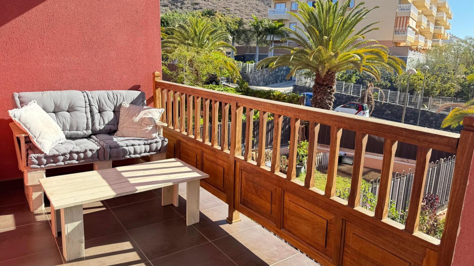 Appartamento De Lujo En Residencial El Mocan Palm-mar